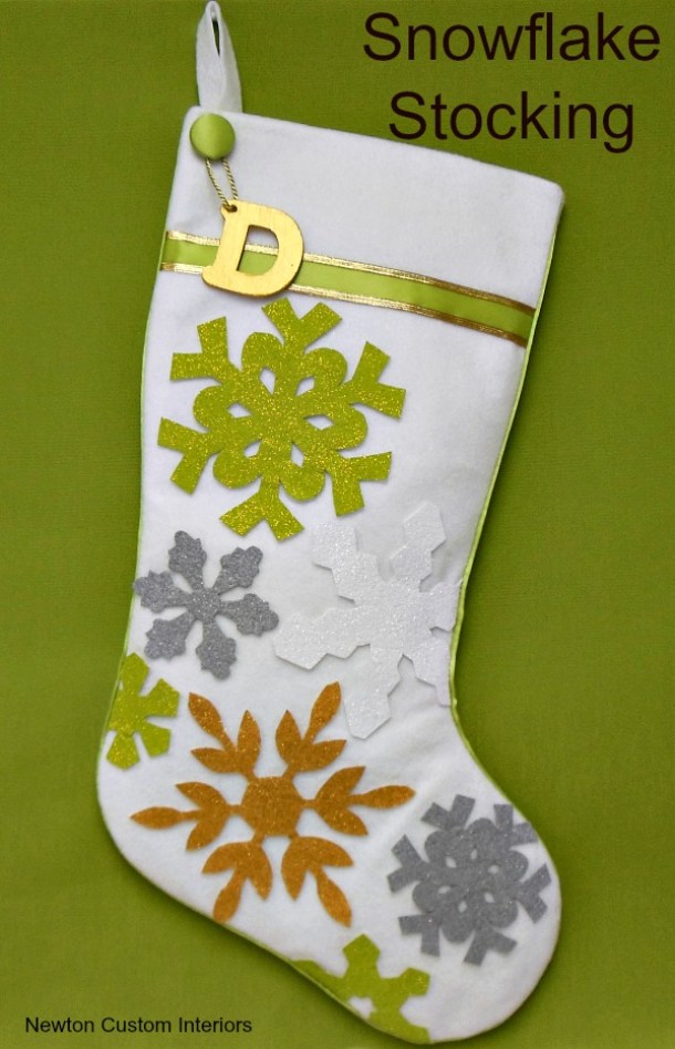 15 Easy Handmade Christmas Stockings (Part 1) - DIY Christmas Stocking Ideas, Diy Christmas stocking, Christmas Stockings