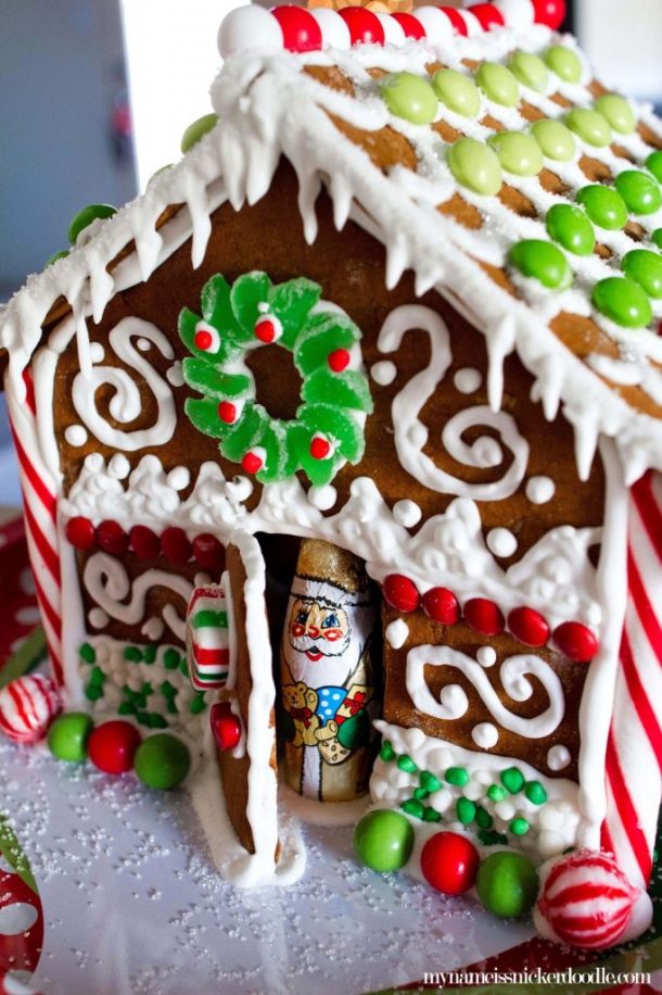 18 Best Christmas Gingerbread house Ideas - Gingerbread house Ideas, Gingerbread house, Christmas Gingerbread Recipes, Christmas Gingerbread house Ideas, Christmas Gingerbread