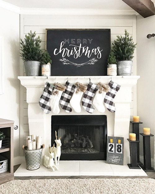 15 Rustic Christmas Mantel Decor Ideas - Rustic Christmas Mantel Decor Ideas, Rustic Christmas Mantel Decor, Rustic Christmas Decor Ideas, Mantel Decor Ideas, Christmas Mantel Ideas, Christmas mantel decoration