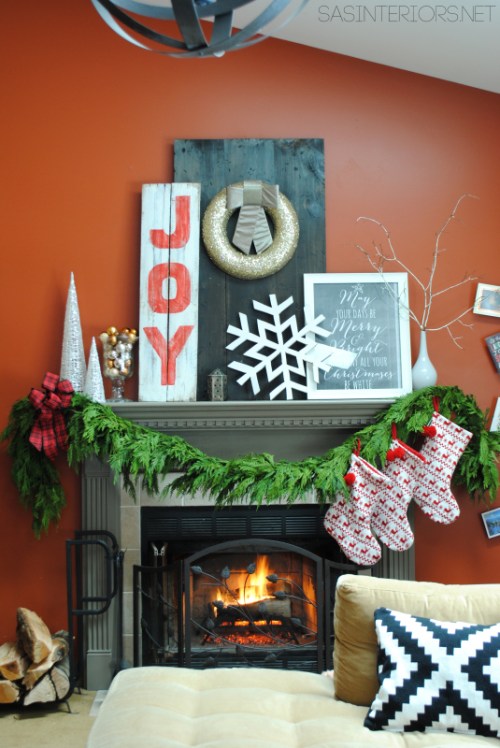 15 Rustic Christmas Mantel Decor Ideas - Rustic Christmas Mantel Decor Ideas, Rustic Christmas Mantel Decor, Rustic Christmas Decor Ideas, Mantel Decor Ideas, Christmas Mantel Ideas, Christmas mantel decoration