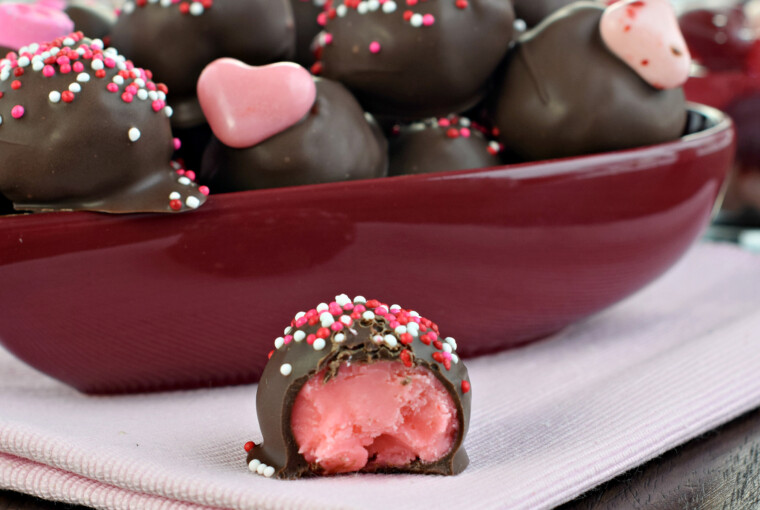 15 Valentine's Day Truffle Recipes (Part 2) 15 Valentine's Day Truffle Recipes (Part 2) - Valentine's Day Truffle Recipes, Valentine's day recipes, Valentine's day desserts, Truffle Recipes