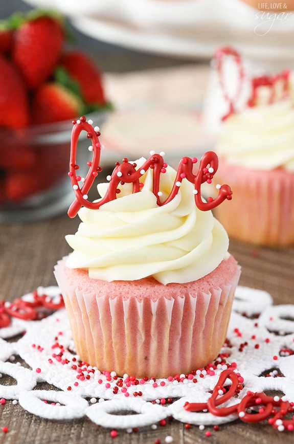 15 Cute Valentine's Day Cupcakes (Part 2) - Valentine's day desserts, Valentine's Day Cupcakes, Valentine's Day Cupcake Recipes