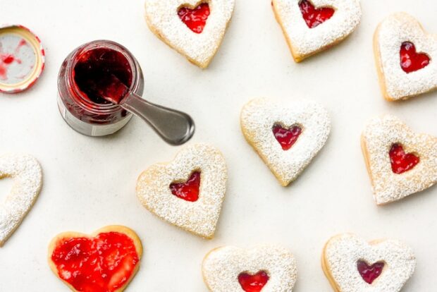 15 Valentine’s Day Cookie Recipes to Swoon Over - Valentine's day recipes, Valentine's Day Cookie Recipes