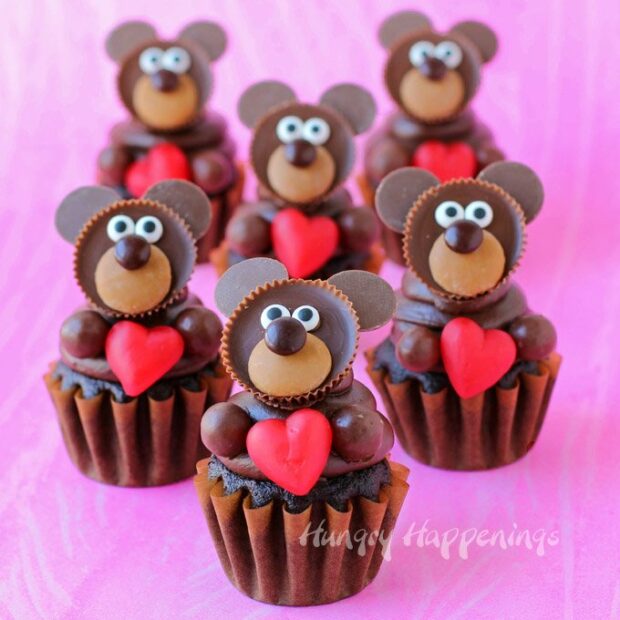 15 Valentine's Day Cupcake Ideas - Valentine's Day Cupcakes, Valentine's Day Cupcake Recipes, Valentine's Day Cupcake Ideas, Valentine's Day Cupcake