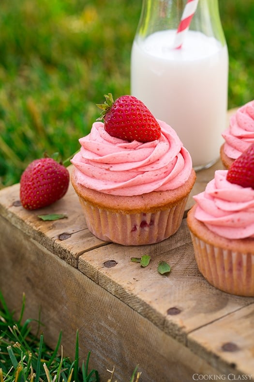 15 Valentine's Day Cupcake Ideas - Valentine's Day Cupcakes, Valentine's Day Cupcake Recipes, Valentine's Day Cupcake Ideas, Valentine's Day Cupcake