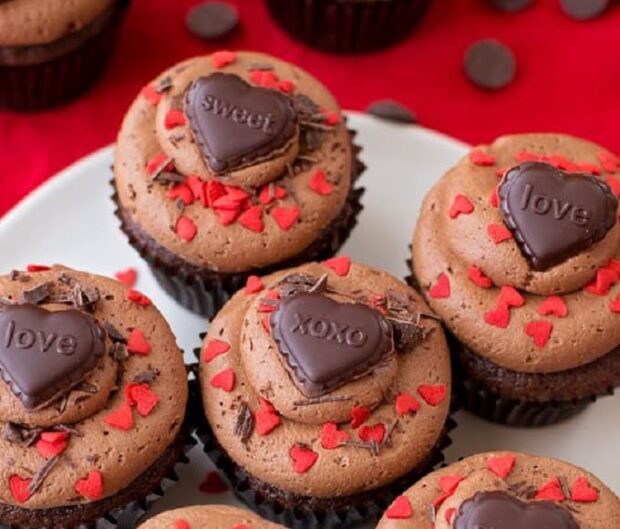 15 Valentine's Day Treats To Melt Your Heart (Part 2) - Valentine's Day Treats, Valentine's day recipes, Valentine's day desserts