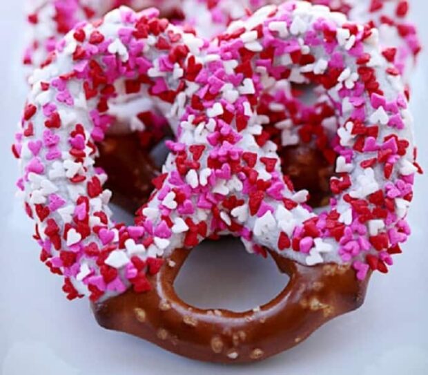 15 Valentine's Day Treats To Melt Your Heart (Part 2) - Valentine's Day Treats, Valentine's day recipes, Valentine's day desserts