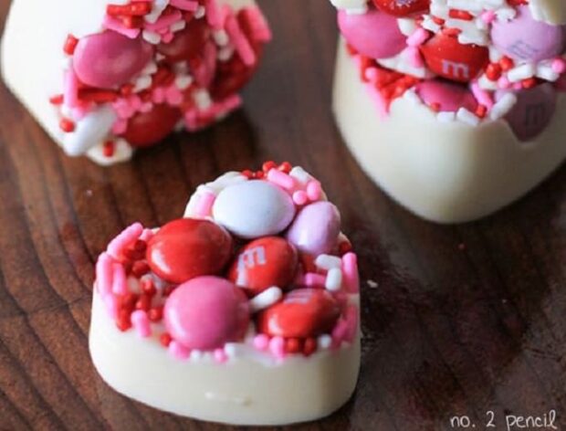 15 Valentine's Day Treats To Melt Your Heart (Part 2) - Valentine's Day Treats, Valentine's day recipes, Valentine's day desserts