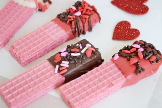 15 Valentine's Day Treats To Melt Your Heart (Part 1) - Valentine's Day Treats, Valentine's day recipes, Valentine's day desserts