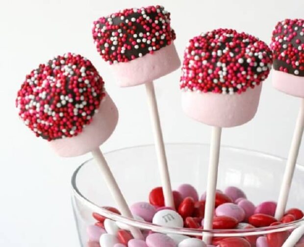 15 Valentine's Day Treats To Melt Your Heart (Part 1) - Valentine's Day Treats, Valentine's day recipes, Valentine's day desserts