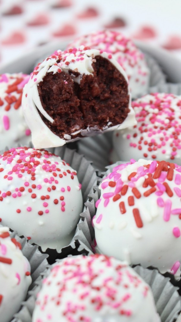 15 Valentine's Day Truffle Recipes (Part 1) - Valentine's Day Truffle Recipes, Valentine's day recipes, Valentine's day desserts, Truffle Recipes