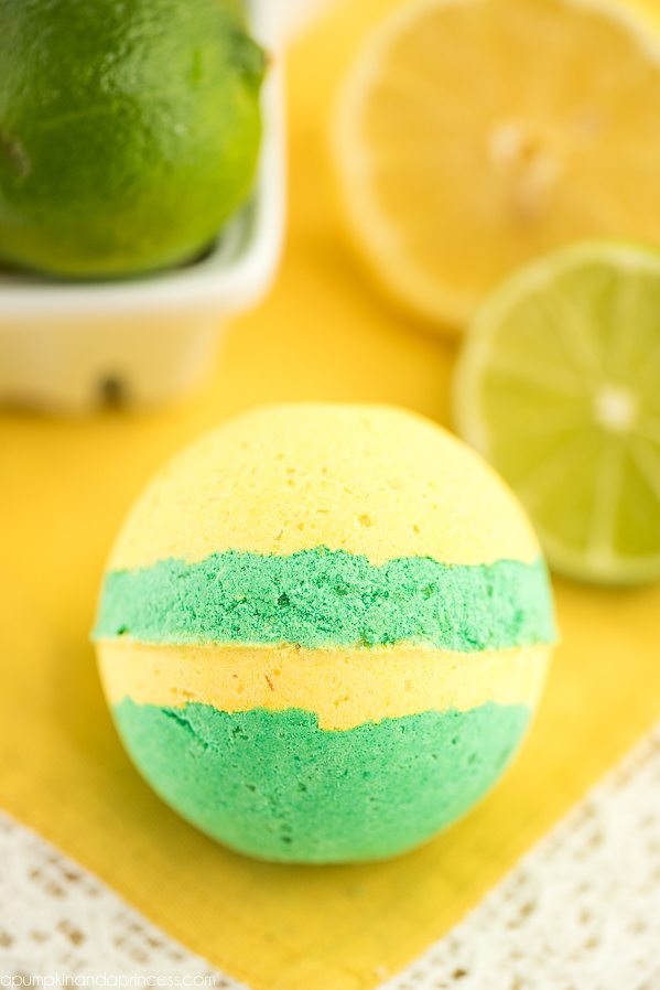 15 Unique DIY Bath Bombs to Enjoy Bathtime (Part 2) - diy cosmetics, diy beauty products, DIY Bath Bombs, DIY Bath Bomb, Bath Bombs