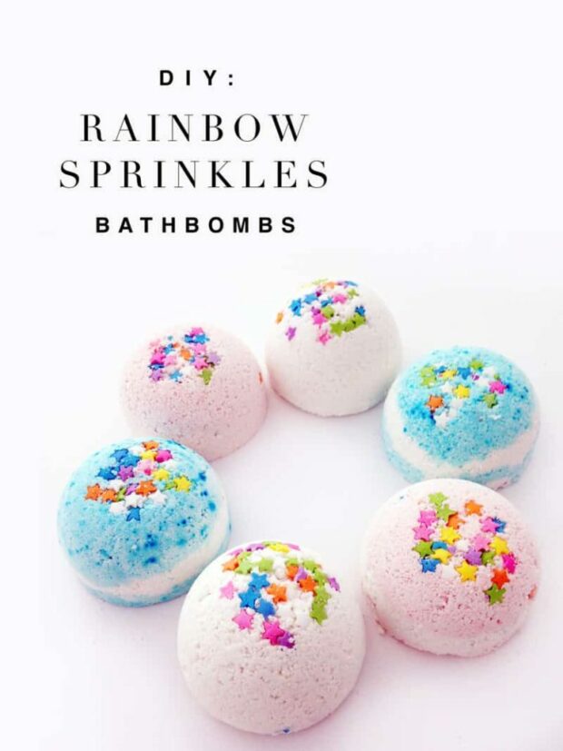 15 Unique DIY Bath Bombs to Enjoy Bathtime (Part 1) - diy cosmetics, diy beauty products, DIY Bath Bombs, DIY Bath Bomb, Bath Bombs