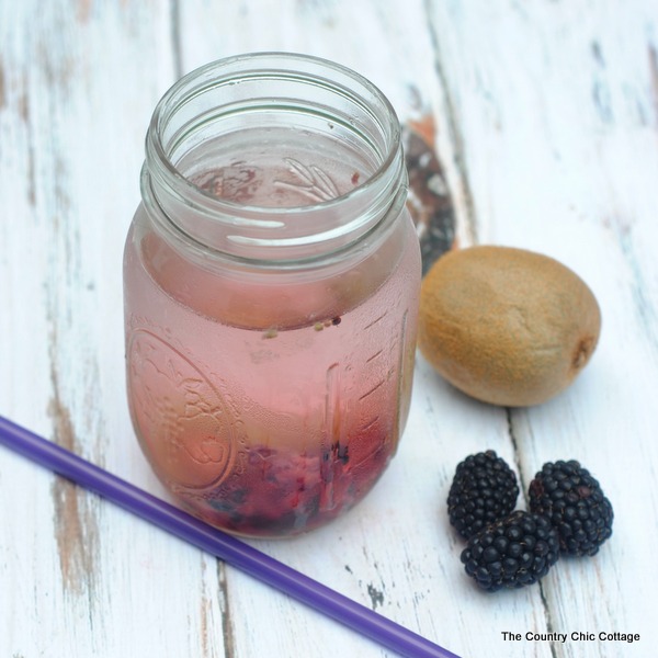 Easy Infused Water Recipes To Make Water Not Suck - Water Recipes, Infused Water Recipes, Infused Water