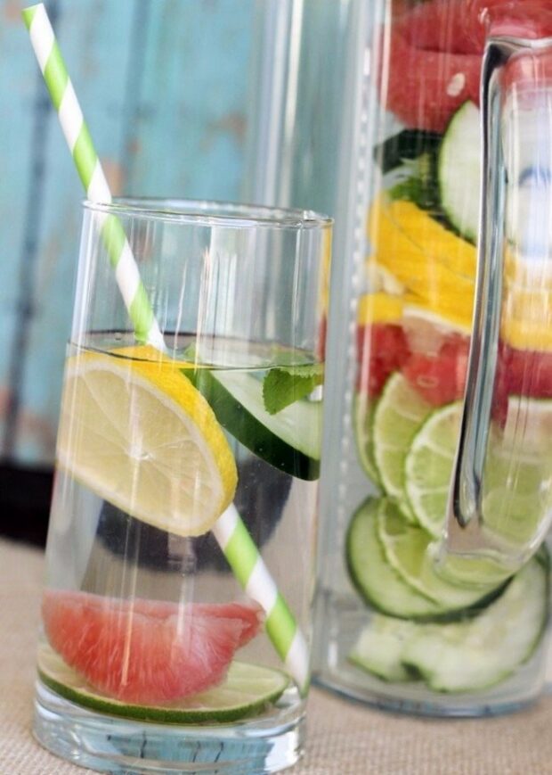 Easy Infused Water Recipes To Make Water Not Suck - Water Recipes, Infused Water Recipes, Infused Water