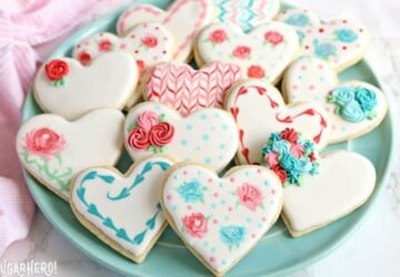 15 Valentine's Day Cookie Recipes (Part 1) - Valentine's day desserts, Valentine's day cookies, Valentine's Day Cookie Recipes