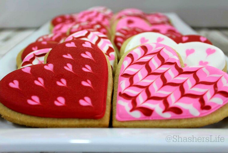15 Valentine’s Day Cookie Recipes to Swoon Over 15 Valentine’s Day Cookie Recipes to Swoon Over - Valentine's day recipes, Valentine's Day Cookie Recipes