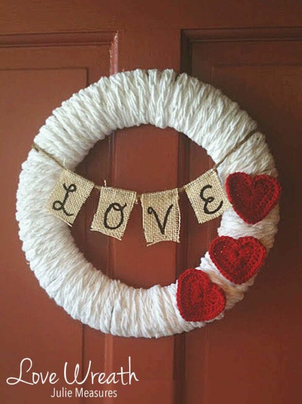 Lovely Handmade Valentine's Wreath Designs (Part 2) - Valentine's Wreath, diy Valentine's day wreath