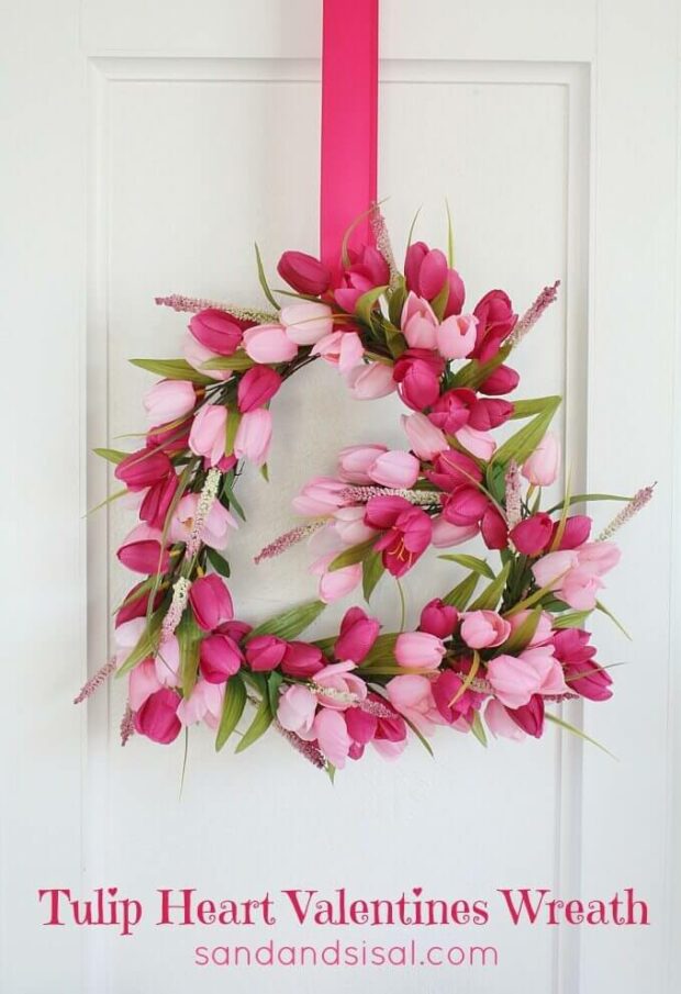 Lovely Handmade Valentine's Wreath Designs (Part 1) - Valentine's Wreath, DIY Valentine's Day Wreaths, diy Valentine's day wreath