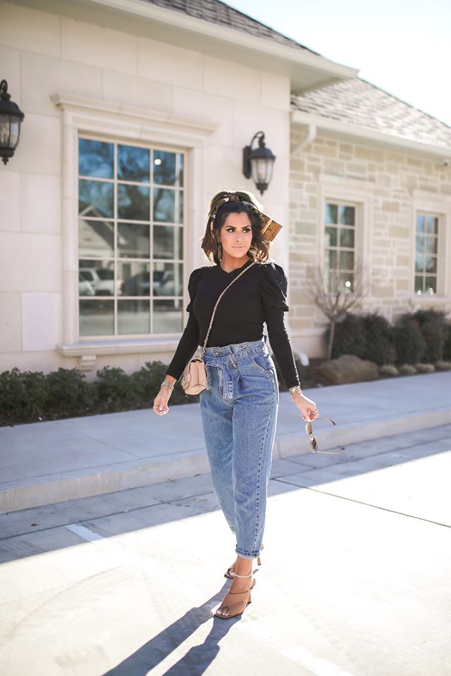 black baggy jeans outfit