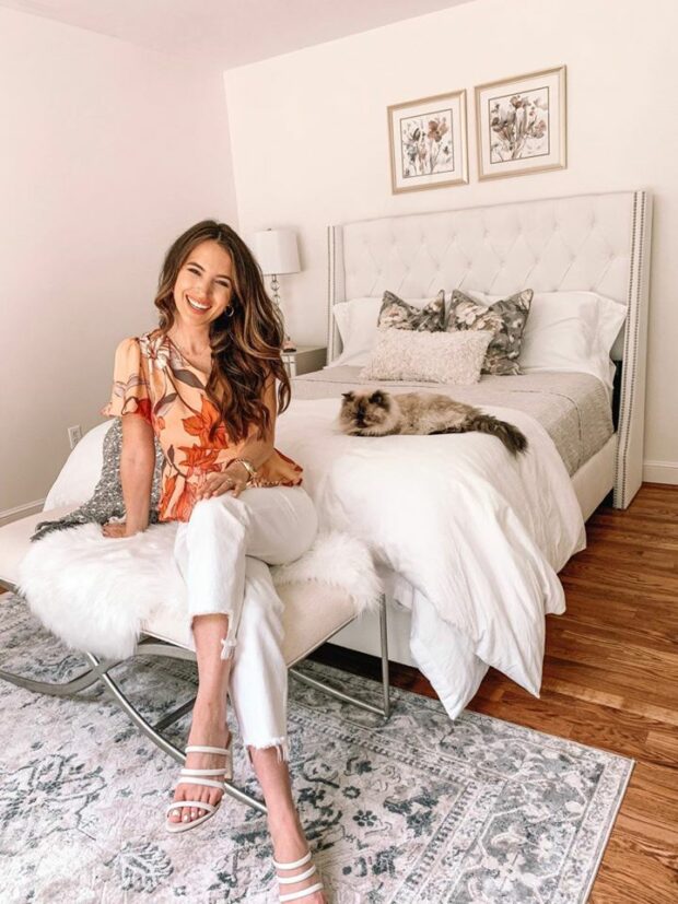 Stay Home and Stay Stylish: 15 Comfy and Chic Outfits for Home