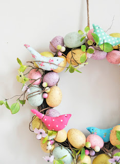 DIY Easter Wreaths Perfect for Your Front Door (Part 2) - DIY Easter Wreaths, diy Easter wreath, DIY Easter Decor ideas