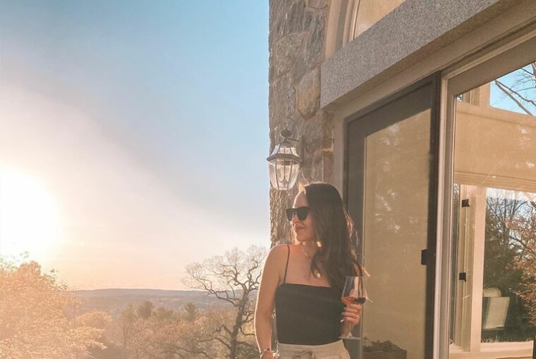 14 Casual Outfit Ideas for a Seamless Spring to Summer Transition 14 Casual Outfit Ideas for a Seamless Spring to Summer Transition - Transitional Fashion, summer outfit ideas, Spring to Summer Transitional Outfit Ideas, Spring to Summer Transition