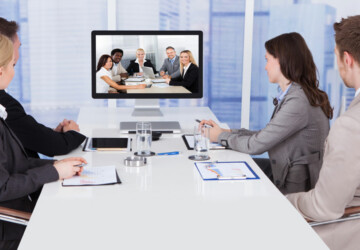 5 Ways to Improve Your Confidence in Virtual Meetings - virtual, meetings, confidence, camera, appearance