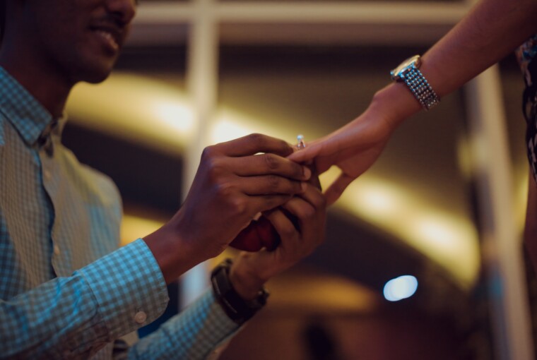 The Dos and Don’ts for Choosing an Engagement Ring The Dos and Don’ts for Choosing an Engagement Ring - style, engagement rings, engagement, diamonds, budget