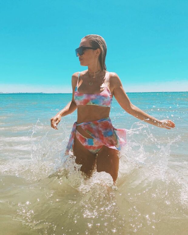 13 Cute Beach Outfits for Your Summer Outfit Inspiration