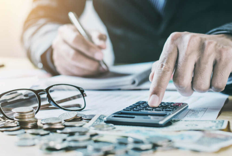 5 Ways to Significantly Simplify Your Finances 5 Ways to Significantly Simplify Your Finances - spending plan, reminder, no-fee bank, finances, debt, consolidation