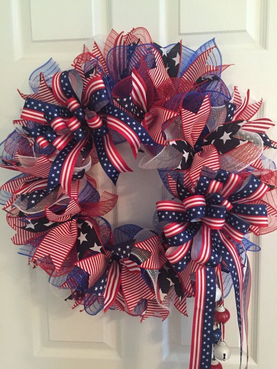 15 Great DIY 4th Of July Wreaths (Part 2) - Patriotic DIY 4th Of July Decor Ideas, DIY 4th Of July Wreaths, DIY 4th Of July Wreath