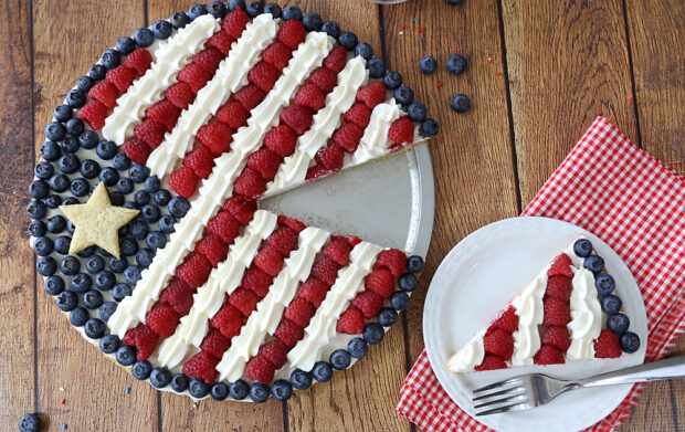 The Best Delicious 4th Of July Dessert Ideas and Recipes (Part 1) - 4th of July recipes, 4th of July desserts, 4th Of July Dessert Ideas