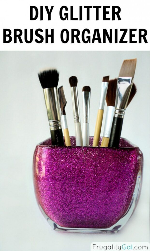 15 Cool And Simple DIY Makeup Brush Holders - DIY Makeup Organization Ideas, DIY Makeup Brush Holders, DIY Makeup Bags, DIY Makeup Bag, DIY Makeup