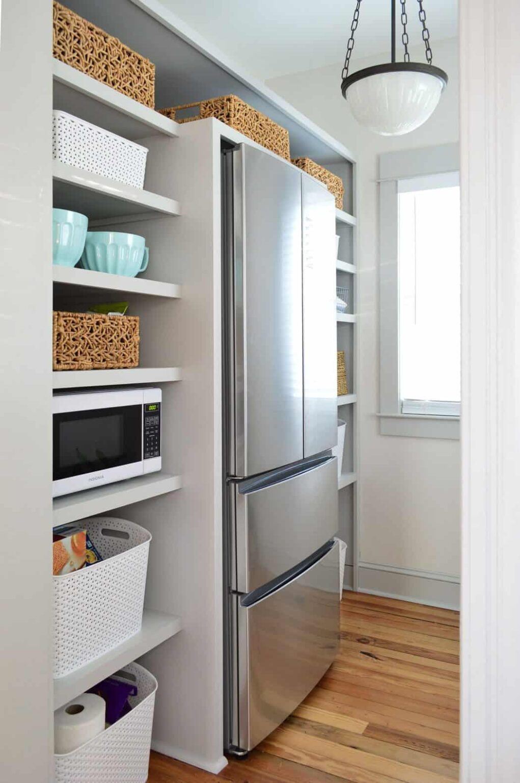 10 Genius Ideas for Building a Pantry Shelves