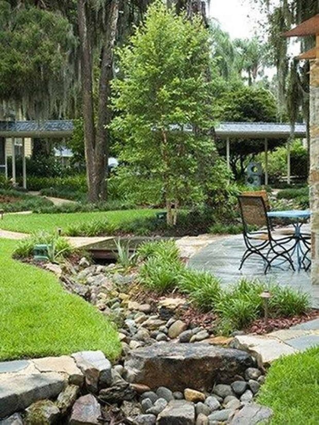 10 Gorgeous And Easy DIY Rock Gardens - DIY Rock Gardens, DIY Rock Garden Ideas, DIY Rock Garden