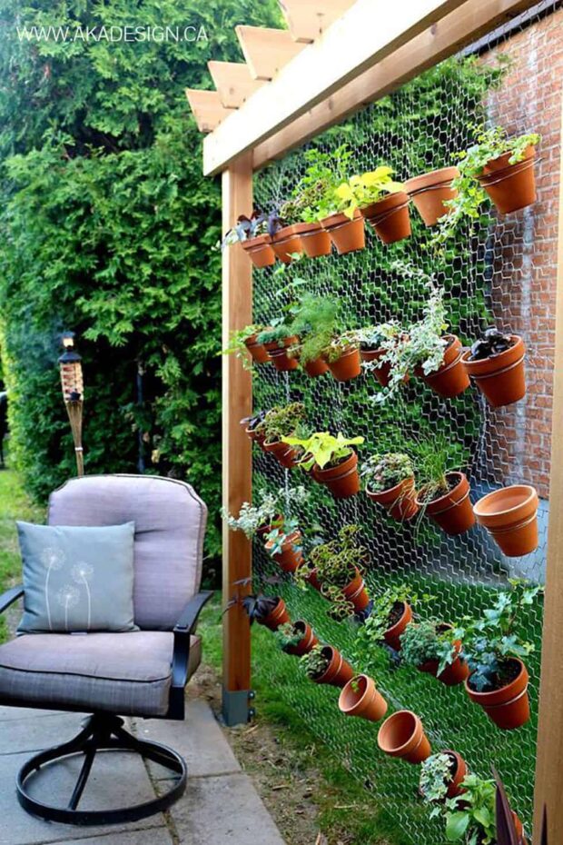 Creative DIY Vertical Gardens For Your Home - DIY Vertical Gardens, DIY Vertical Garden Ideas, DIY Vertical Garden