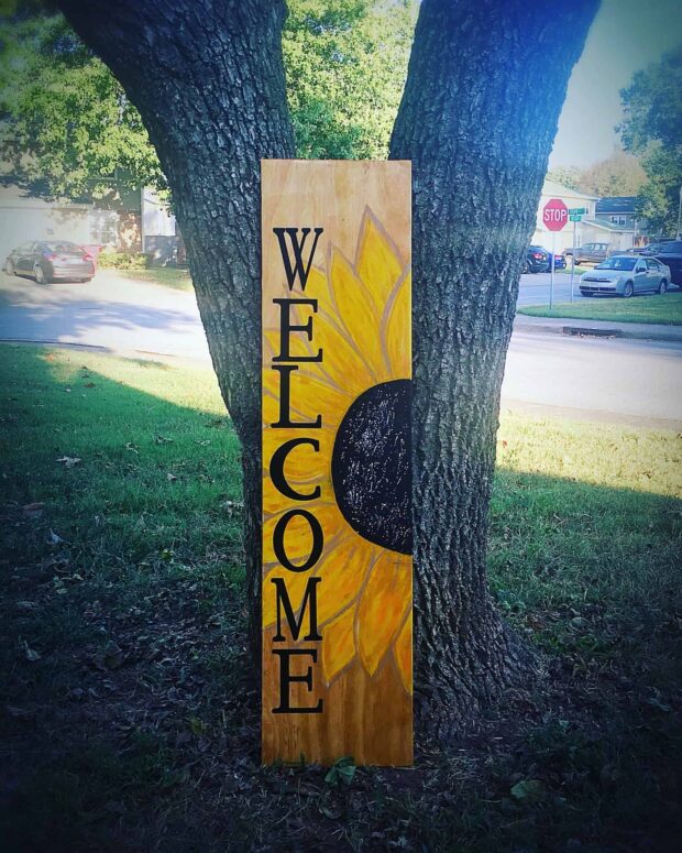 DIY Welcome Signs for Your Front Porch - diy welcome signs, diy welcome sign