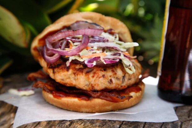 The Best Homemade Burger Recipes - Homemade Burgers, Homemade Burger Recipes, Burger Recipes, 15 Perfect Burger Recipes