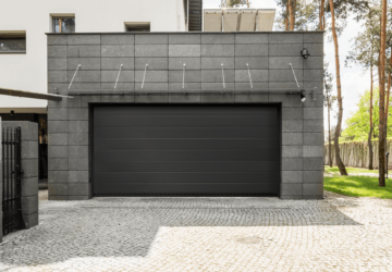 How to Choose the Best Garage Door - requirements, maintenance, home, garage door, exterior, energy efficiency, budget, aestetics