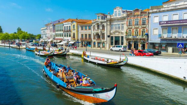 5 Reasons to Visit Aveiro - weather, visit, parks, cuisine, canals, aveiro, architecture