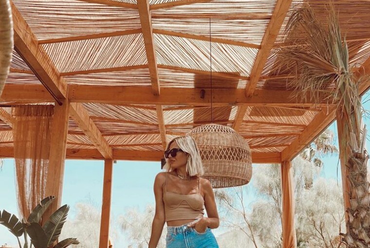 Summer Staple - The Best Denim Shorts and Skirts Outfit Ideas Summer Staple - The Best Denim Shorts and Skirts Outfit Ideas - Skirts Outfit Ideas, Denim Shorts and Skirts Outfit Ideas, Denim Outfit Ideas