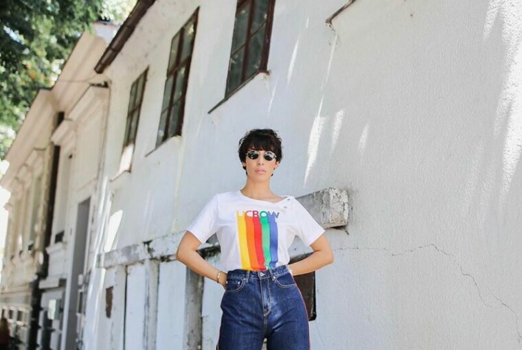 10 Cool Ways to Dress Up a Basic T-Shirt (Part 2) 10 Cool Ways to Dress Up a Basic T-Shirt (Part 2) - t-shirt, Classic T-Shirts, basic tee, Basic T-Shirt