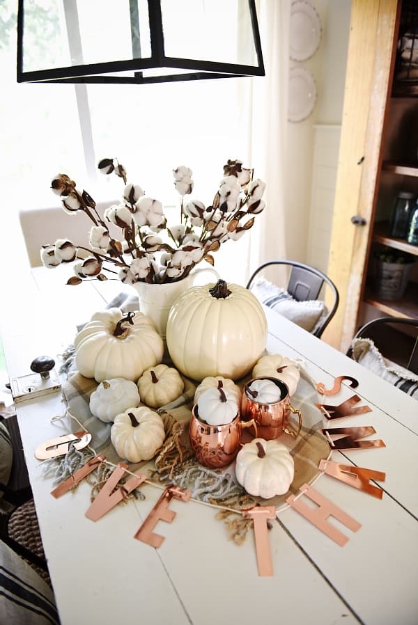 13 Best DIY Fall Centerpiece Ideas for 2020