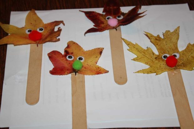 13 Easy Crafts To Make With Fall Leaves