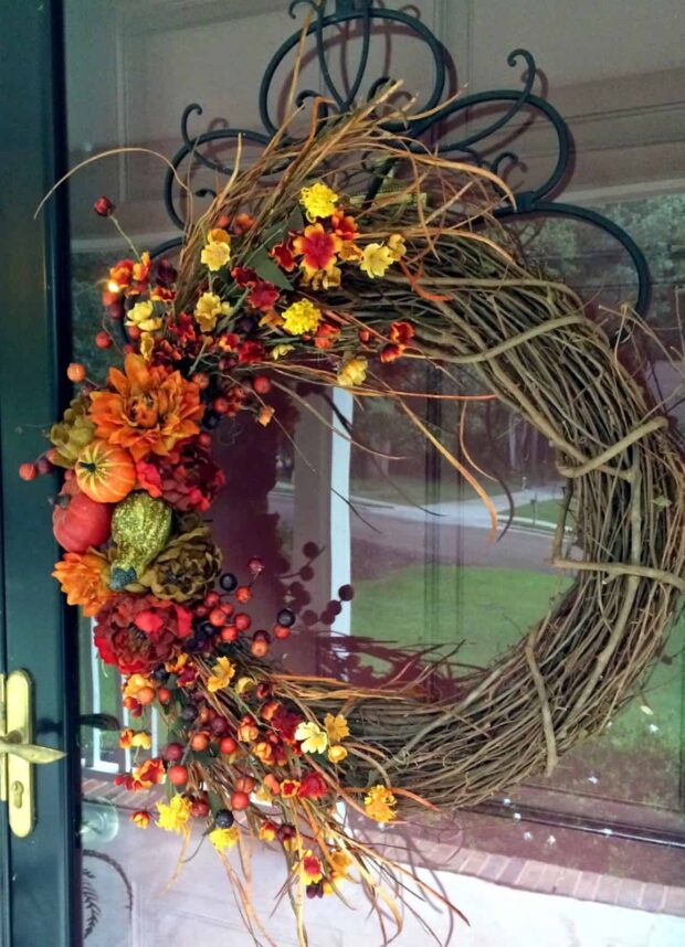 Fall Wreaths You Can DIY - Fall Wreaths, DIY Fall Wreaths