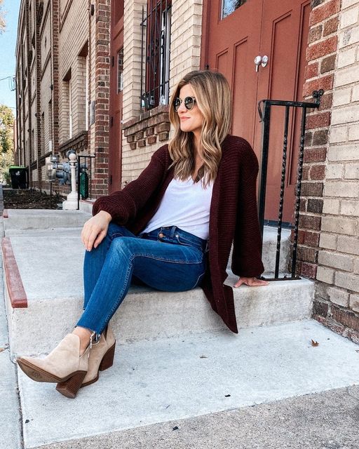 15 Stylish Outfits That Are Perfect For Early Fall