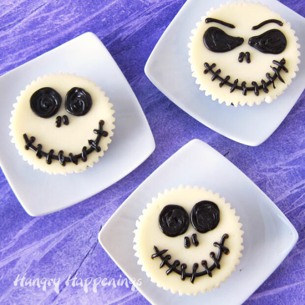 13 Spooky Halloween Desserts to Make This October - Halloween desserts, Halloween Dessert Ideas for Kids, Halloween Dessert