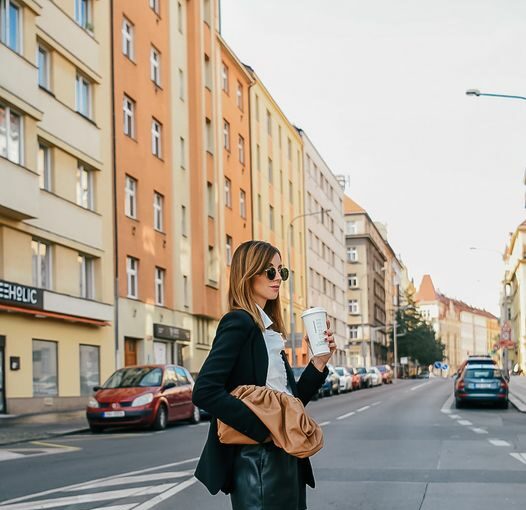 15 Effortlessly Cool Outfit Ideas Perfect for Fall 15 Effortlessly Cool Outfit Ideas Perfect for Fall - fall stripes outfits, fall street style, fall outfit ideas, cute fall outfit