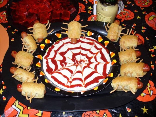 13 Halloween Party Finger Food Ideas for a Spooktacular Party - Party Finger Food Ideas, Halloween Party Finger Food Ideas, Halloween Party Finger Food, Halloween party